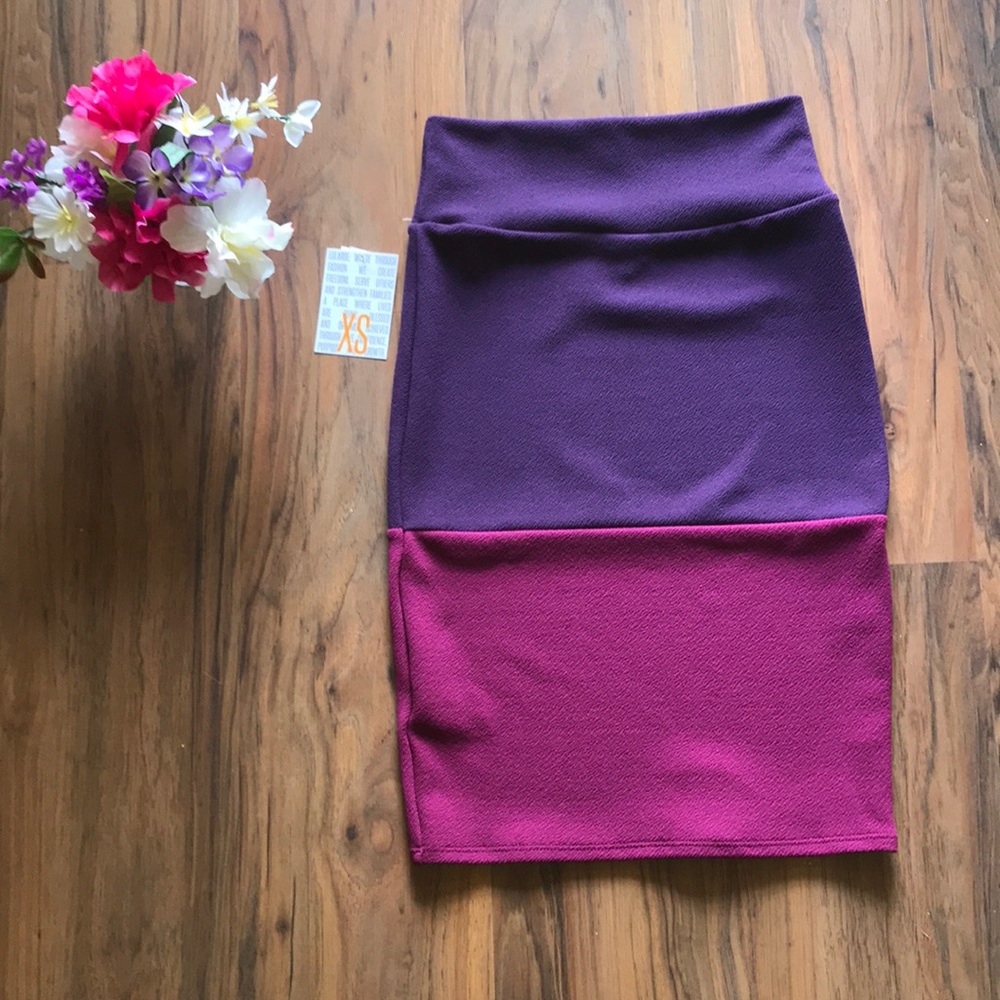 *NEW* Lularoe Cassie Skirt